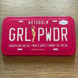 Auto Balm GRL PWDR blush and highlighter palette